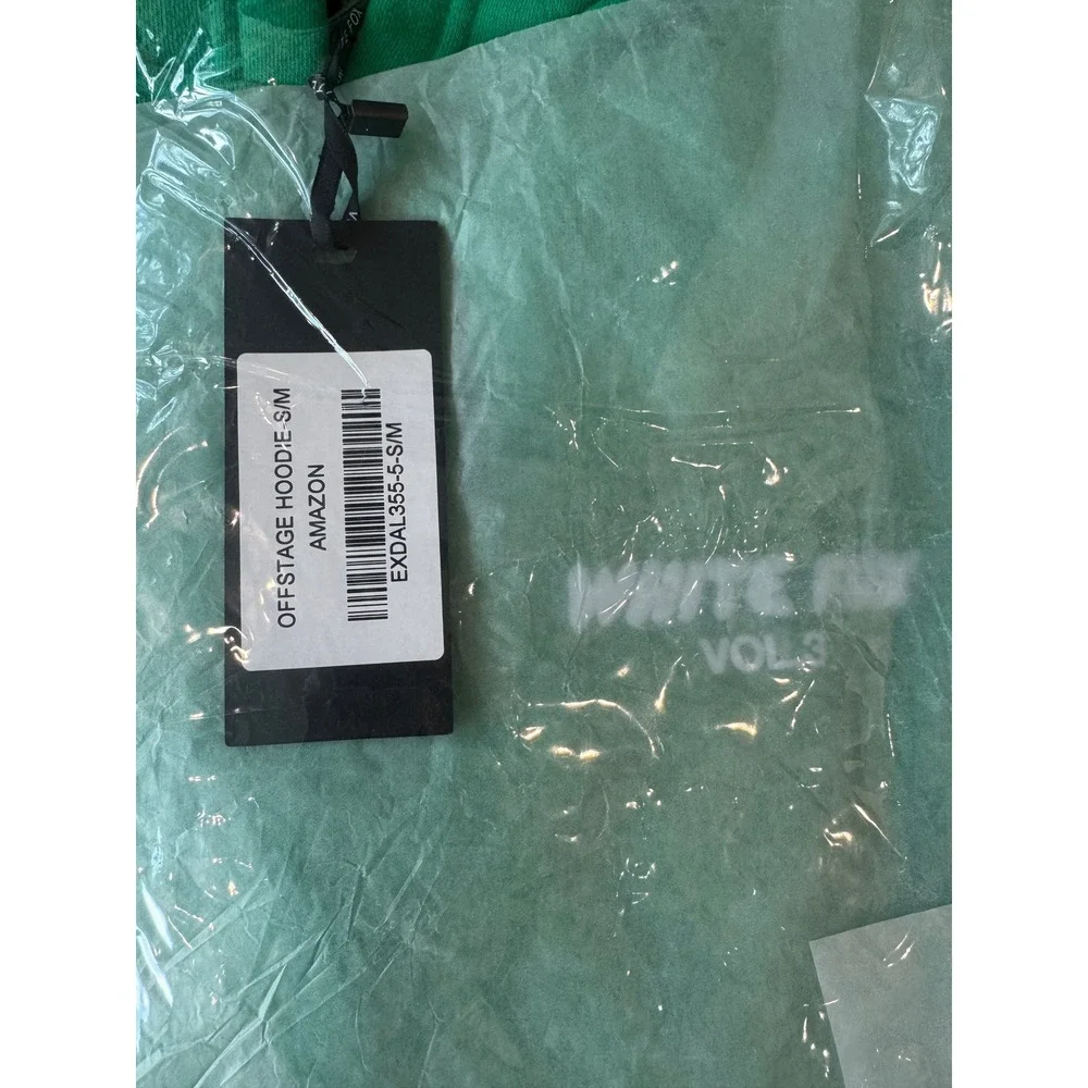 White Fox Boutique Offstage Lounge Set Amazon Green Hoodie and Shorts S/M NWT - Picture 3 of 6